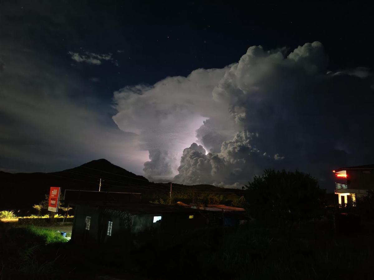 Lavender Guesthouse Cherrapunji Bagian luar foto